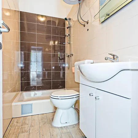 Skugor Apartment